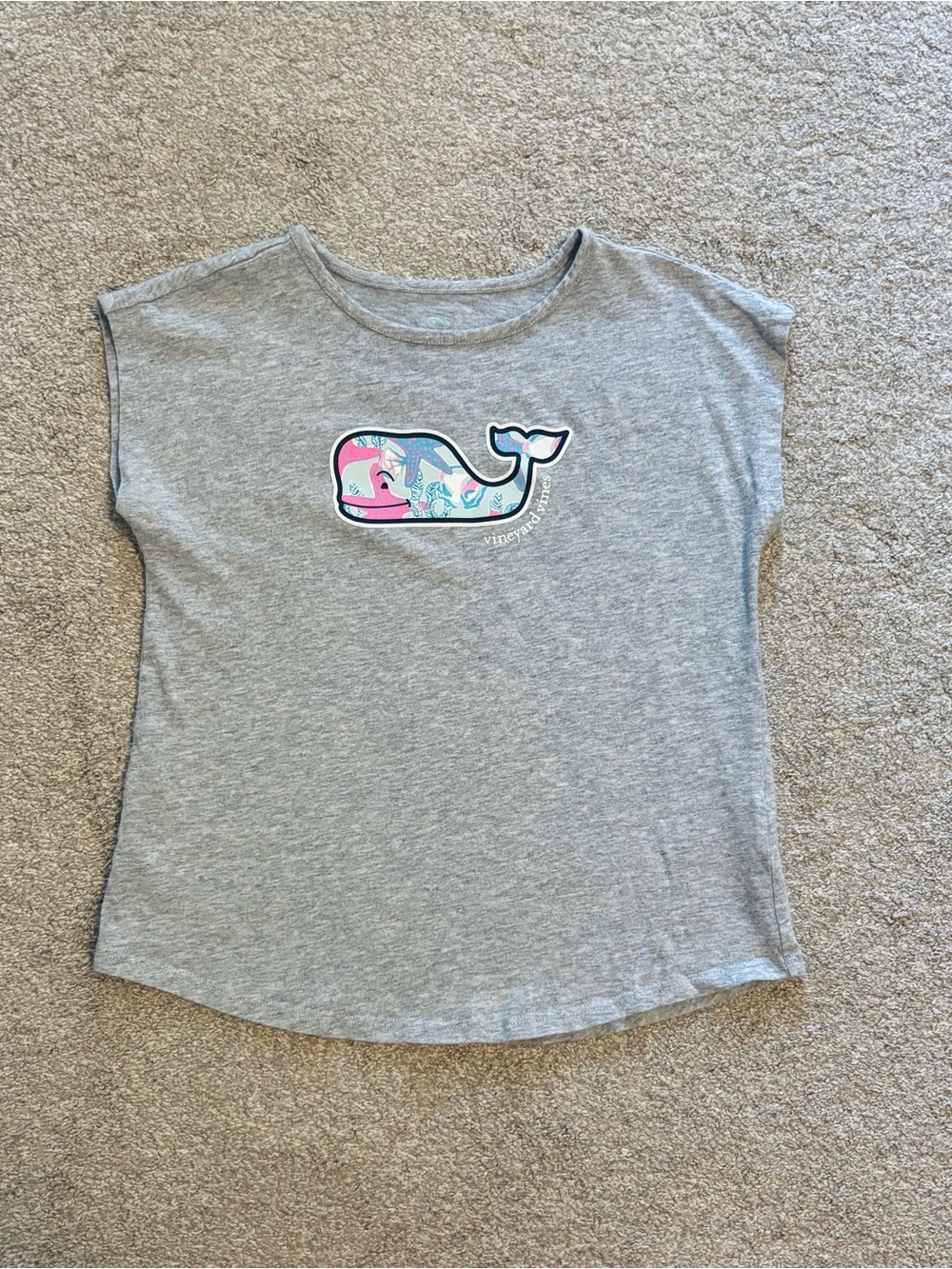 Vineyard Vines Girls' Gray Whale Logo Tee Size Small